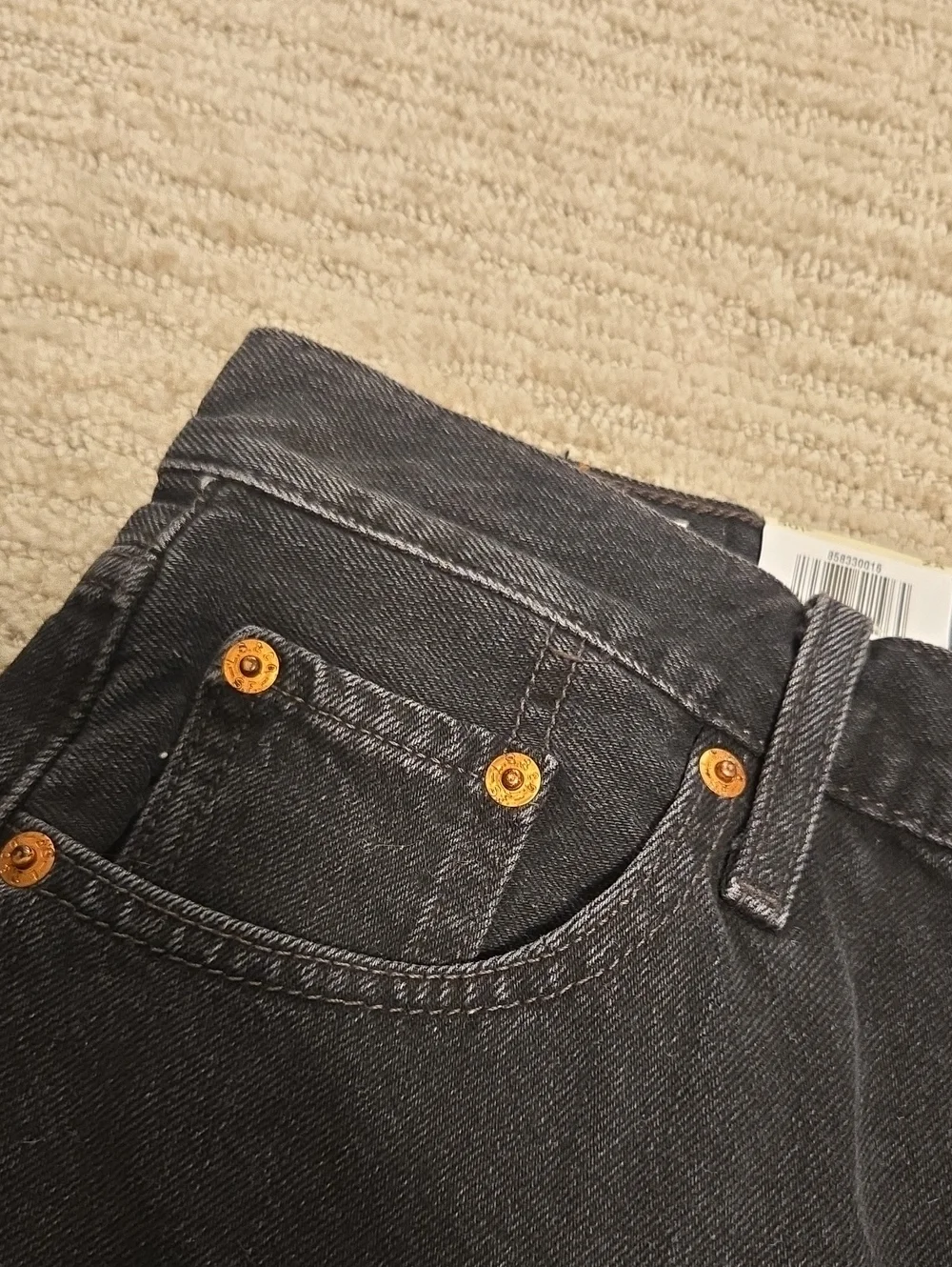 NWT Levi's 501 Mid-Thigh Frayed Raw Hem Jean Short-Lunar Black